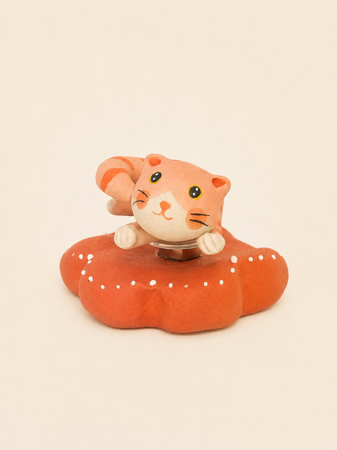 Handmade Ceramic Peach‑Orange Striped Cat Spinner Figurine | Desk Decor Gift