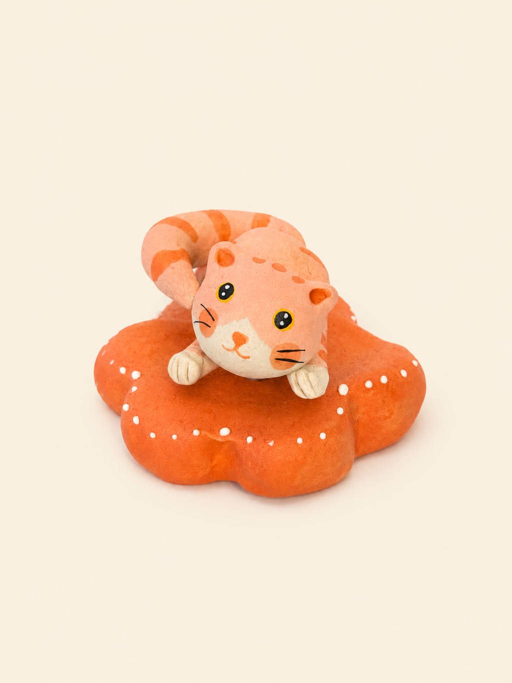 Handmade Ceramic Peach‑Orange Striped Cat Spinner Figurine | Desk Decor Gift